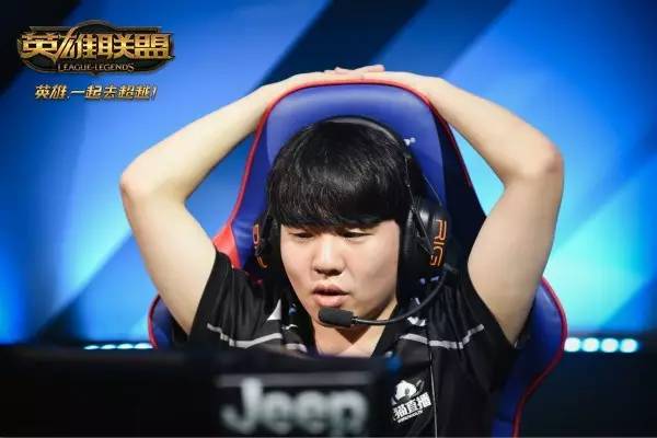  Rookie与60激战曼联分钟，重返赛场胜负难料！，哈兰德焦点对战热度持续攀升